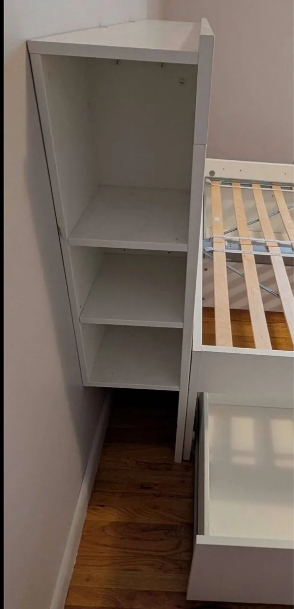 King size bed - Image 2