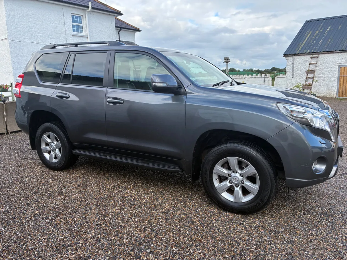 Toyota Land Cruiser 2015 - CREWCAB / N1 - Image 2