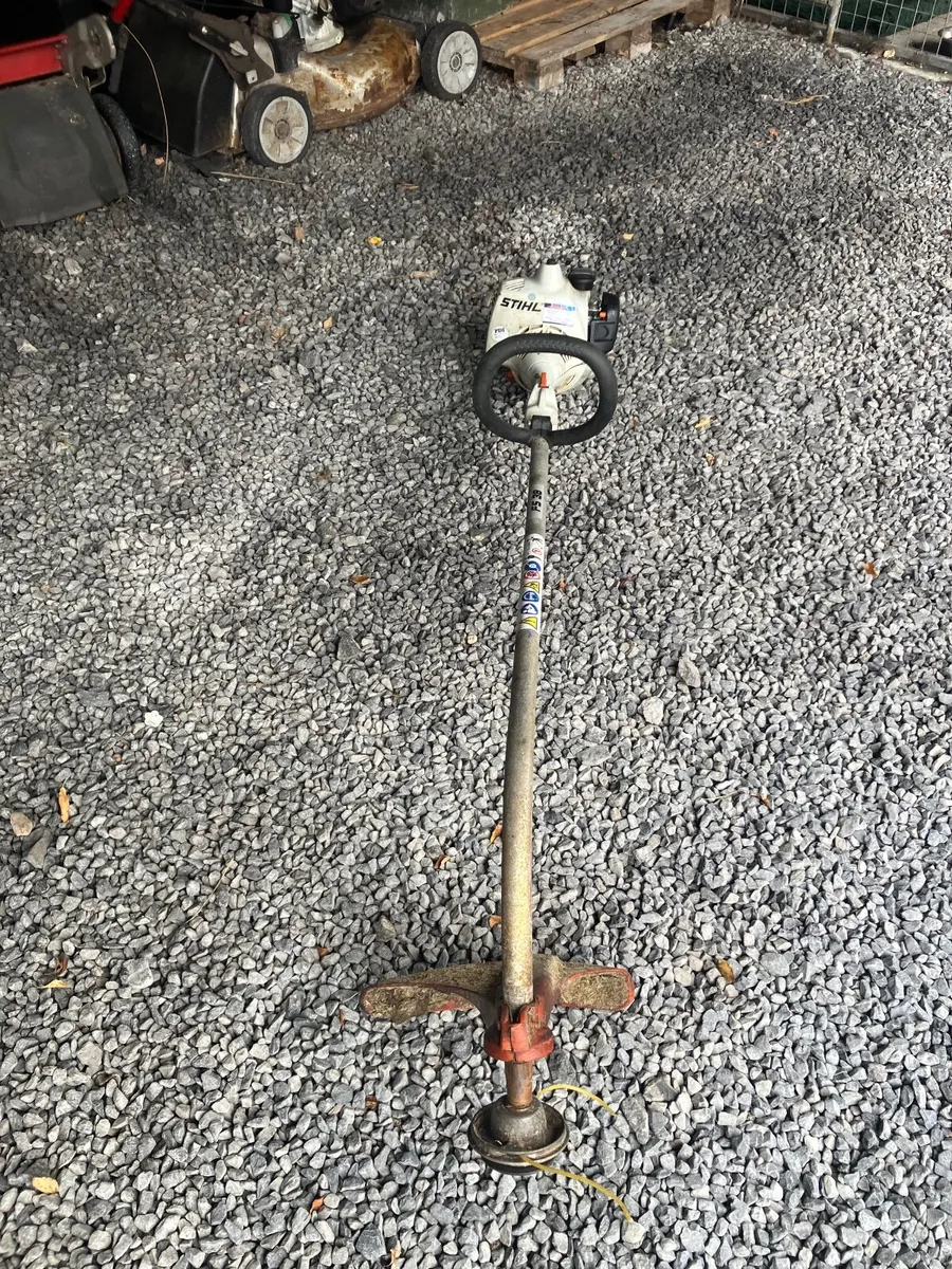 Grass strimmers - Image 1
