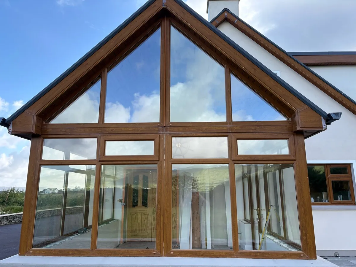 Sunroom - Image 2