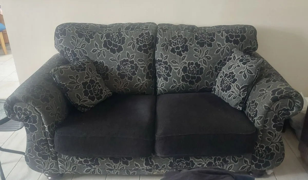 Couches - Image 1