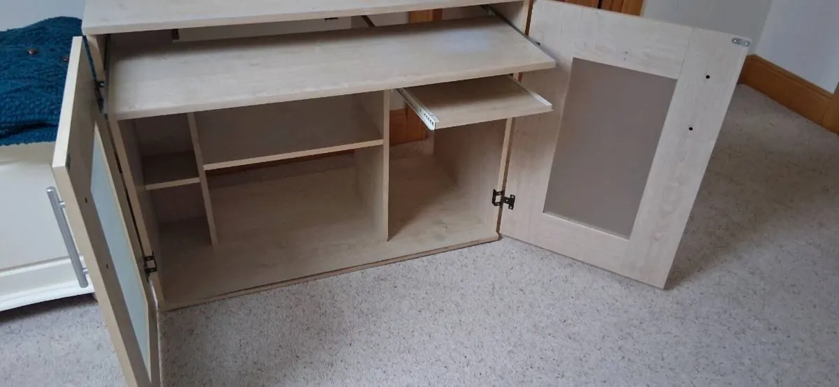 Office Desk - Image 1