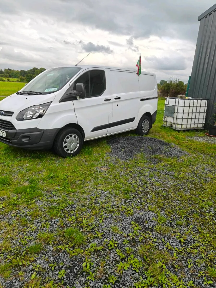 Ford Transit custom - Image 1