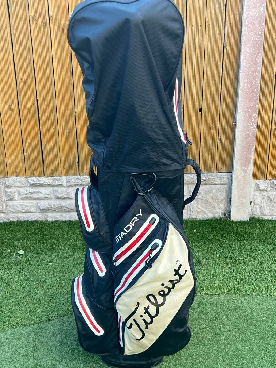 Titleist StaDry Cart Bag - Image 3
