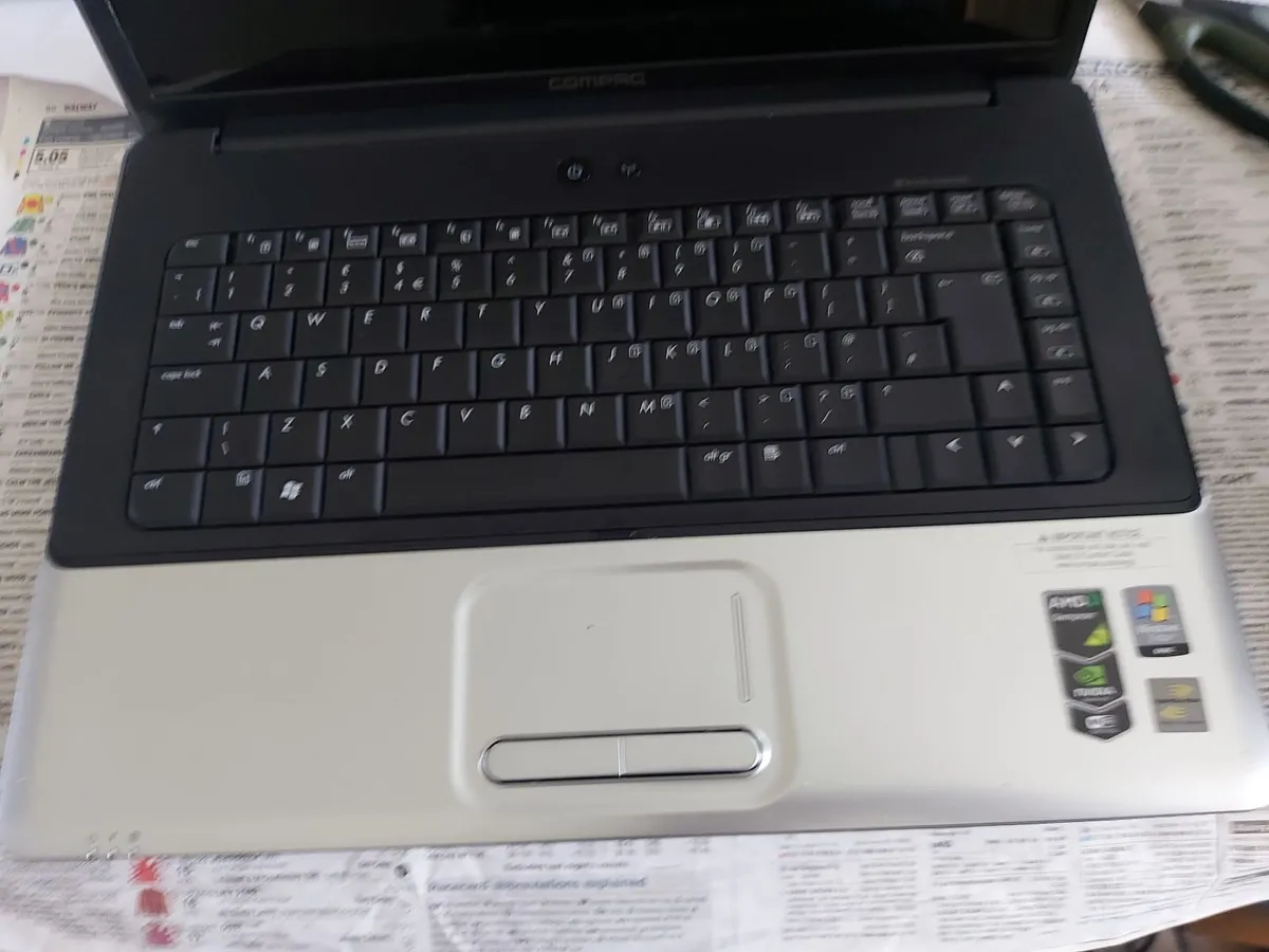 Compaq Presario CQ50 Laptop, 1GB Ram, Windows 7 - Image 1