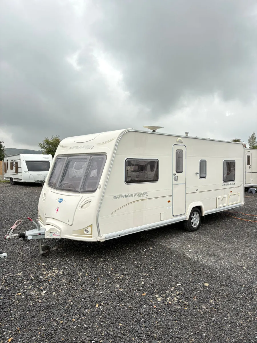 Bailey Senator Indiana – 4 Berth Fixed Bed Caravan - Image 1