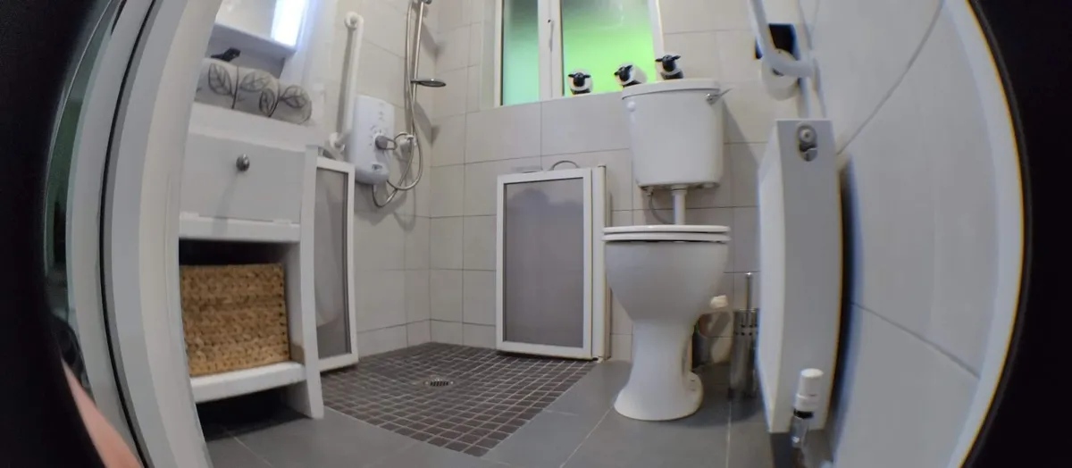 House to let-SHORT TERM - Image 3