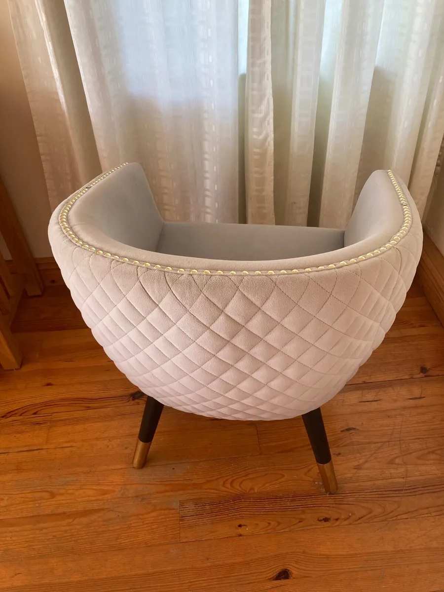 Chair - Image 3