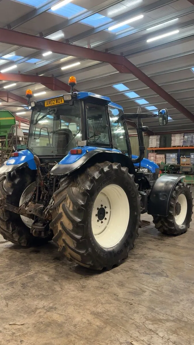 New Holland TM135 - Image 4