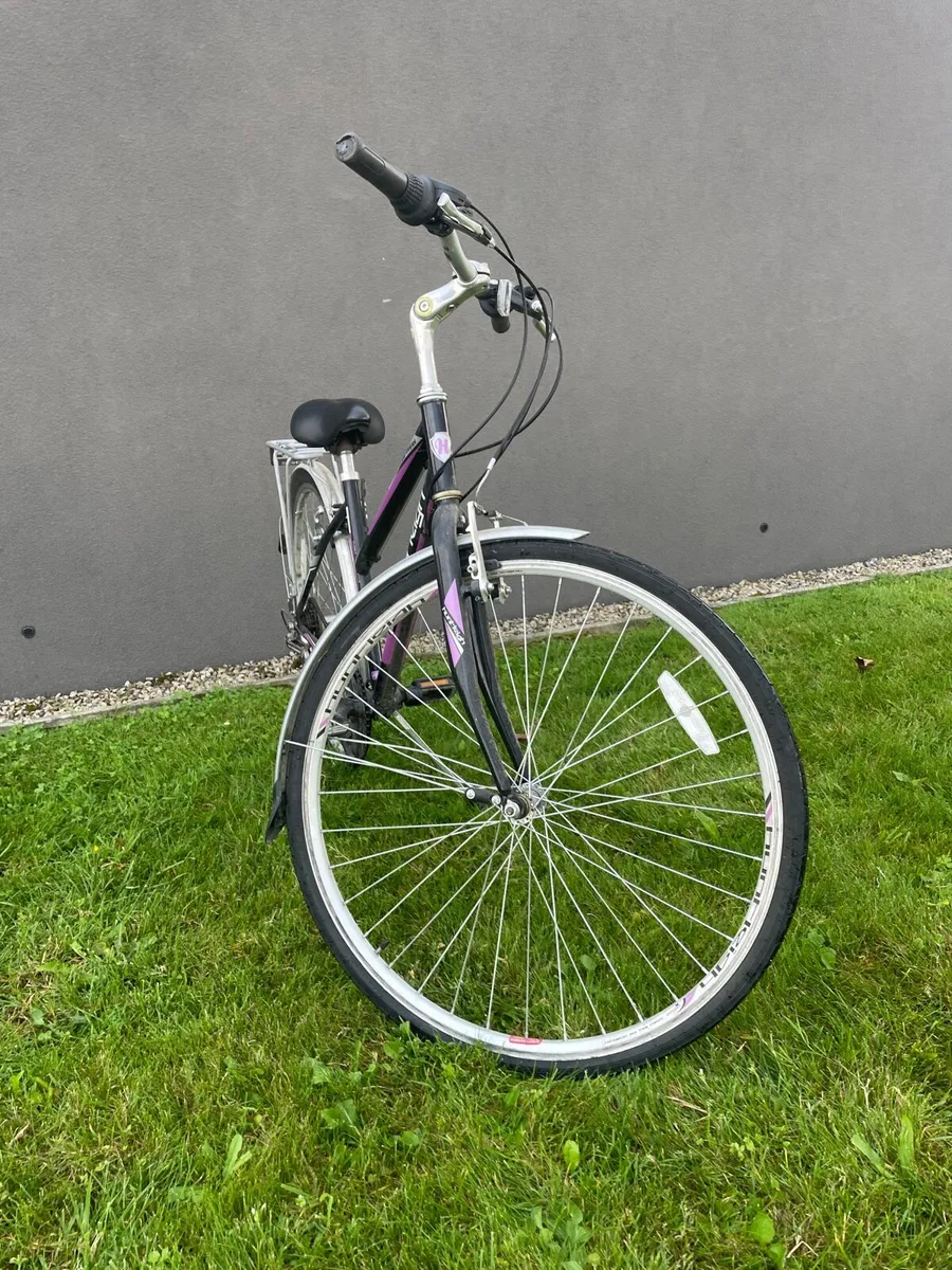 Ladies bike excellent condition - Image 3
