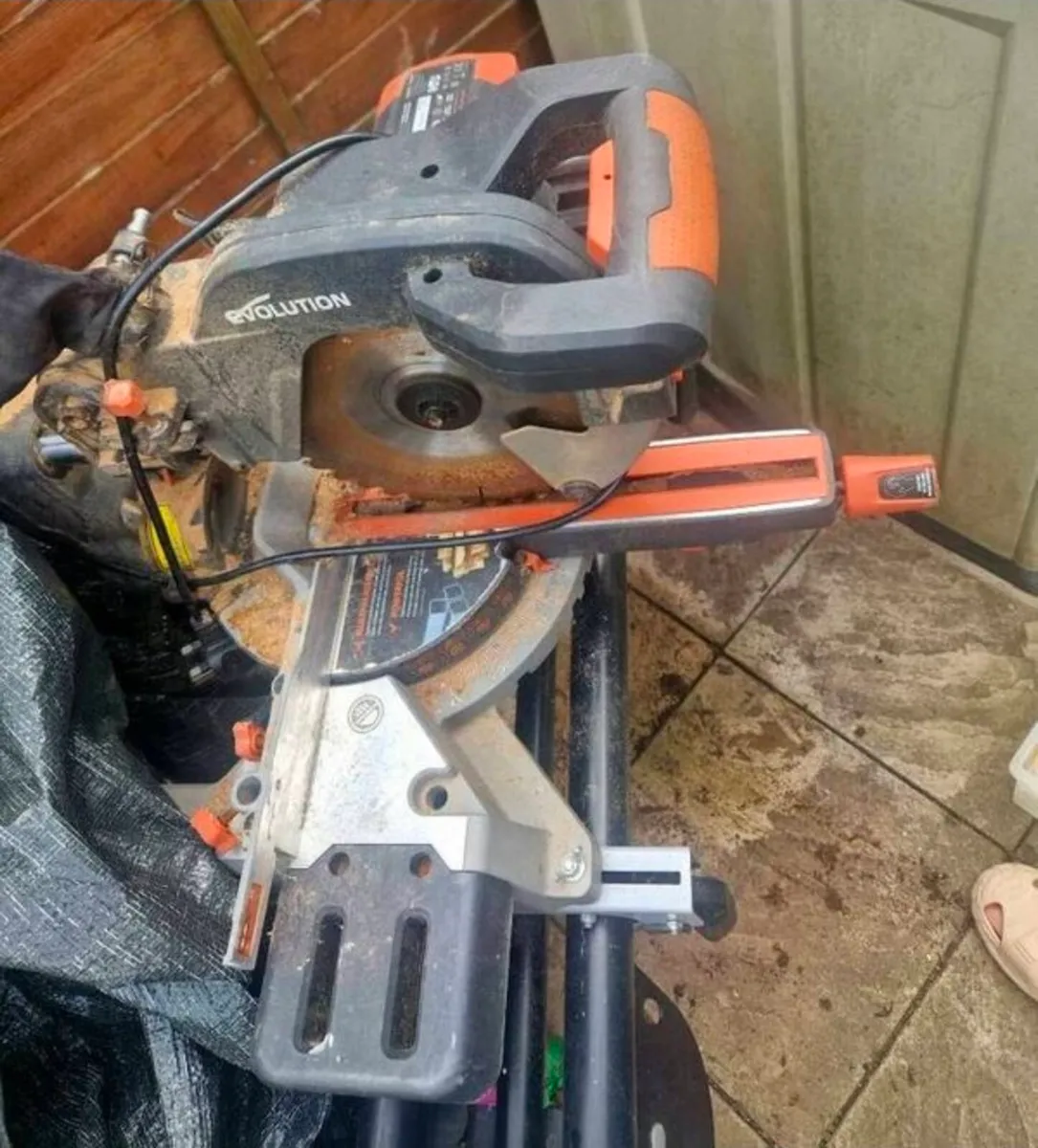 Sliding Mitre Saw with Evolution Stand - Image 2