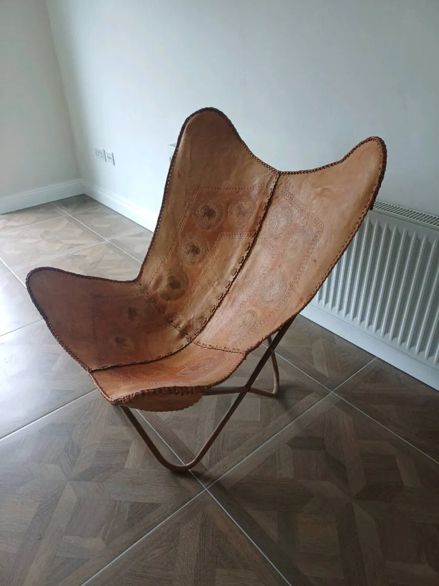 Armchair - Image 2