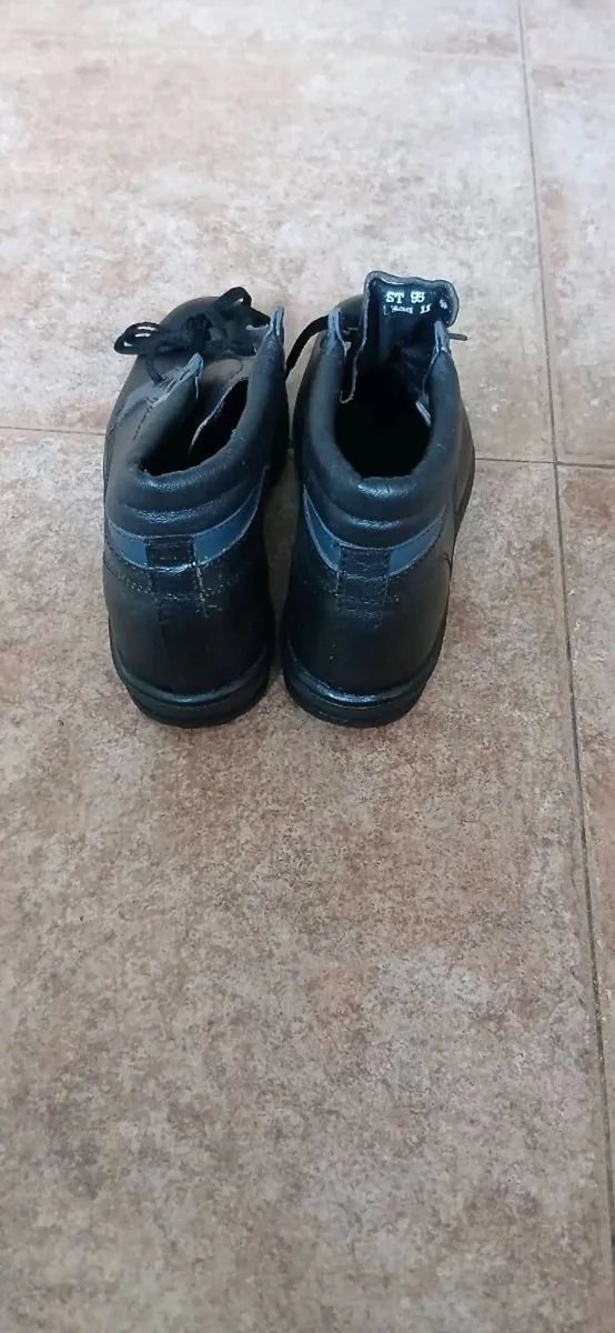 Blackthorn Work Boots - Image 2