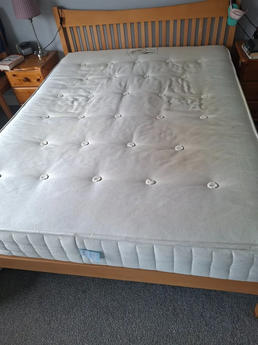 Free King size Mattress - Image 3