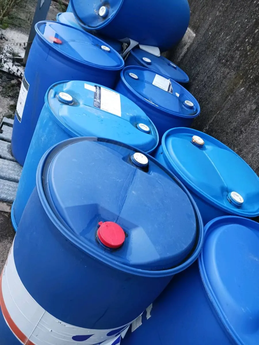 Plastic 200litre Barrels - Image 2