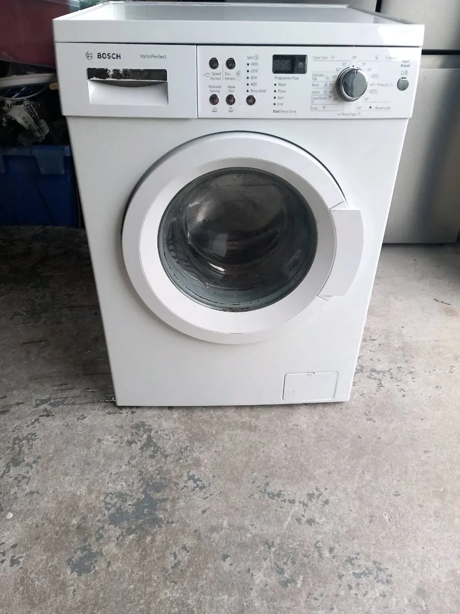Bosch 9kg washing machine 1400 spin - Image 1