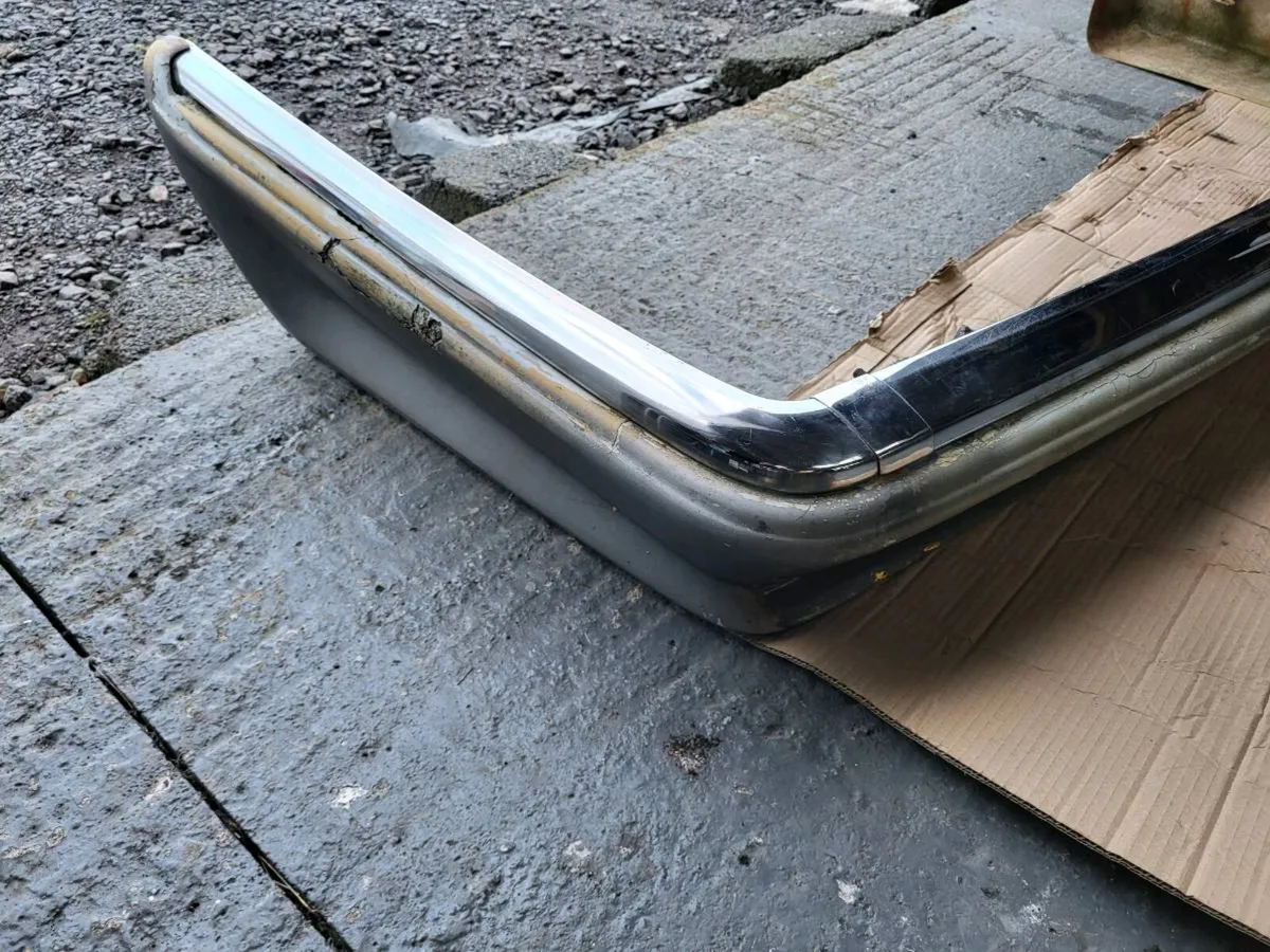 Mercedes w126 Bumper - Image 3