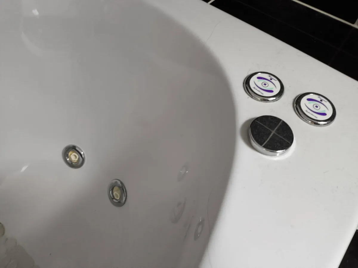 Bathroom - Image 2