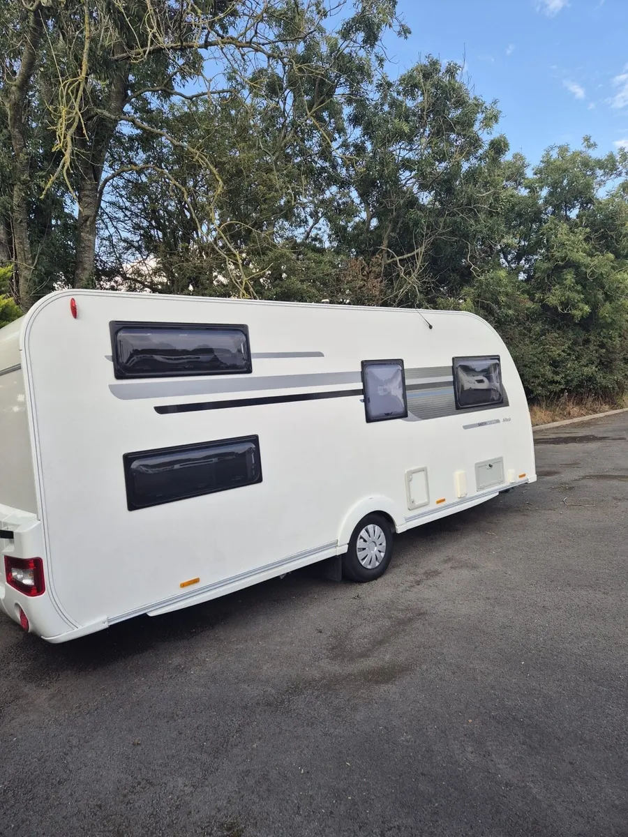 Adria altea 6 berth fixed bunk beds 2018 - Image 3