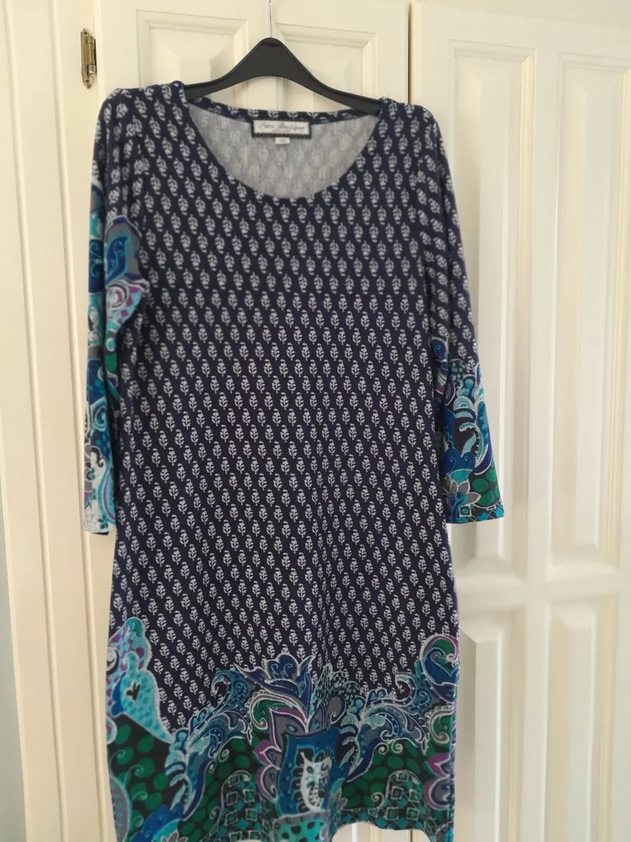 PACO BOUTIQUE Dress With Matching Scarf, - Image 1