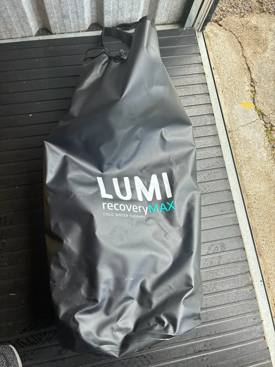 Lumi Pod Ice Bath - Image 1