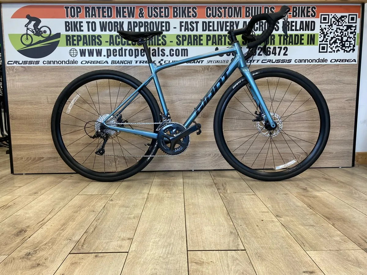 Giant contend AR 3 (like new) - Image 1