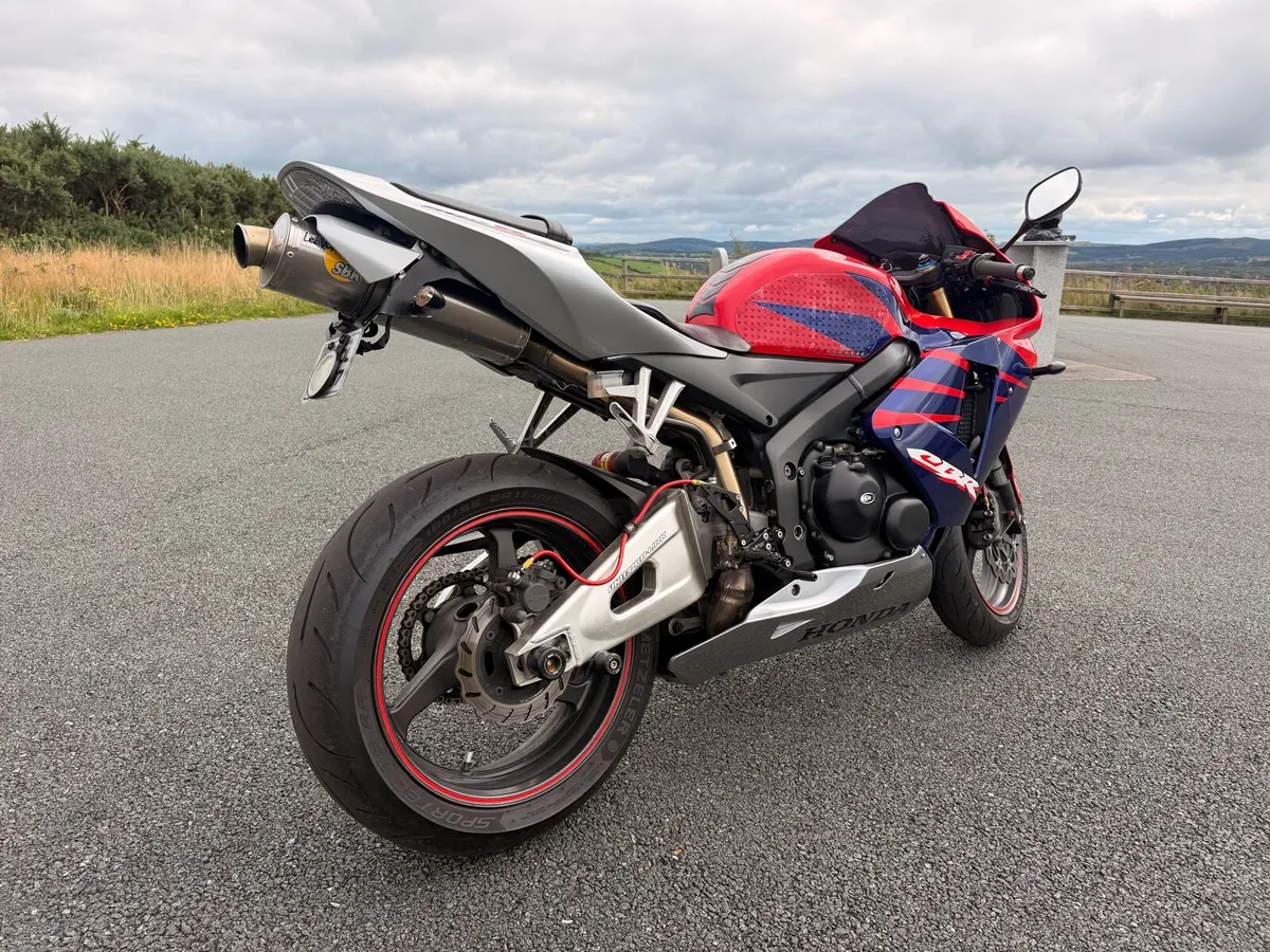 2005 Honda CBR 600 RR - Image 3
