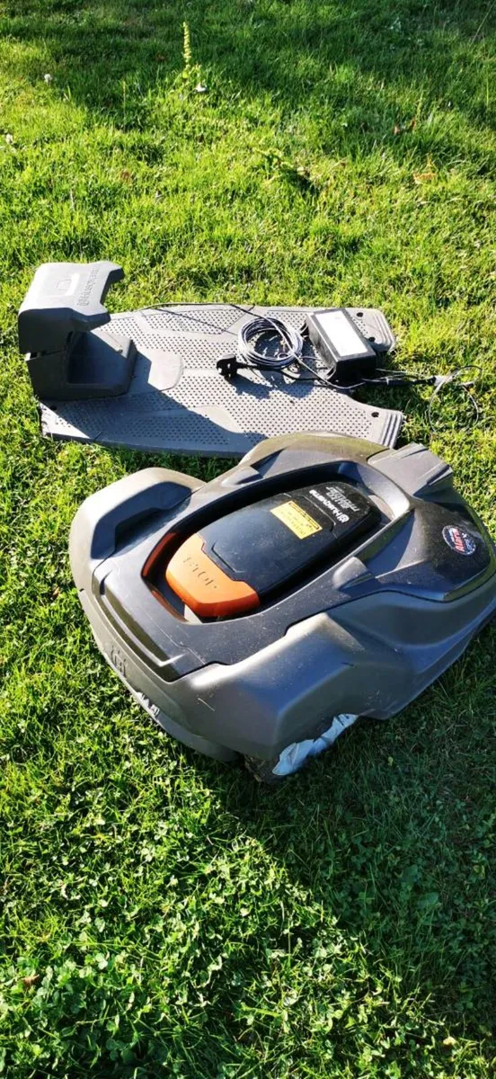 Husqvarna automower - Image 1