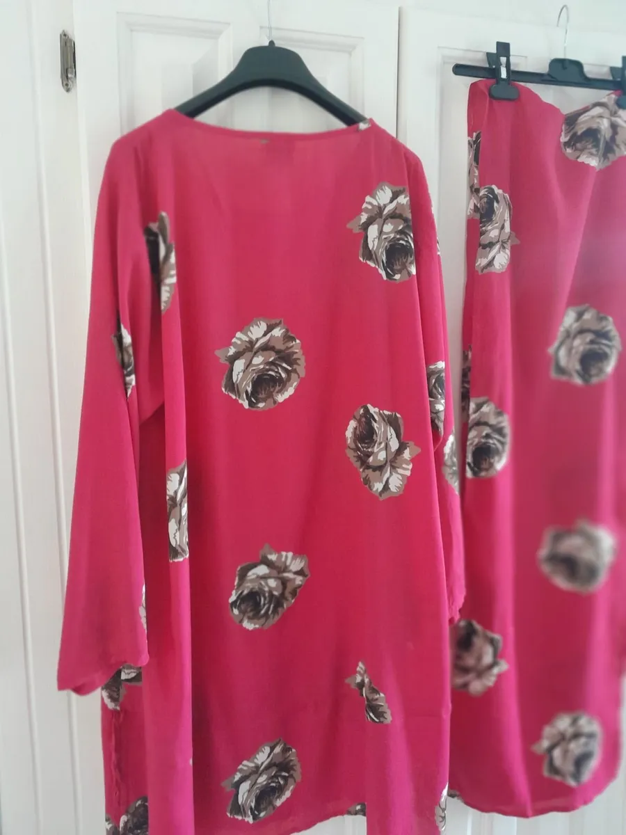 Masai Dress with Matching Scarf. - Image 4