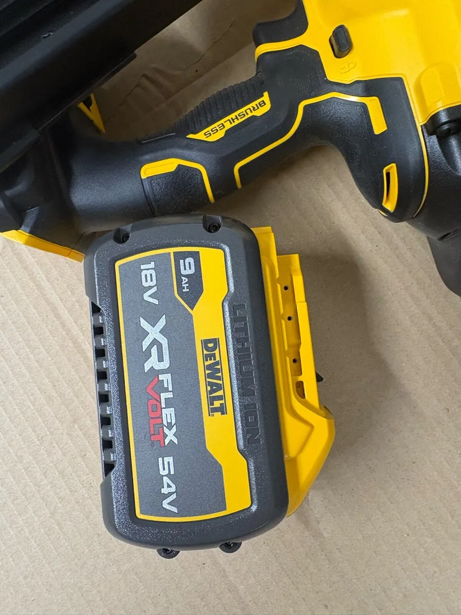 Dewalt New model nailer / 9ah both like new - Image 2