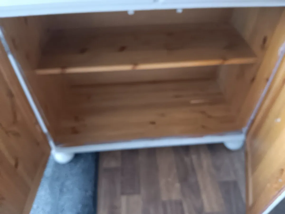 Sideboard - Image 2