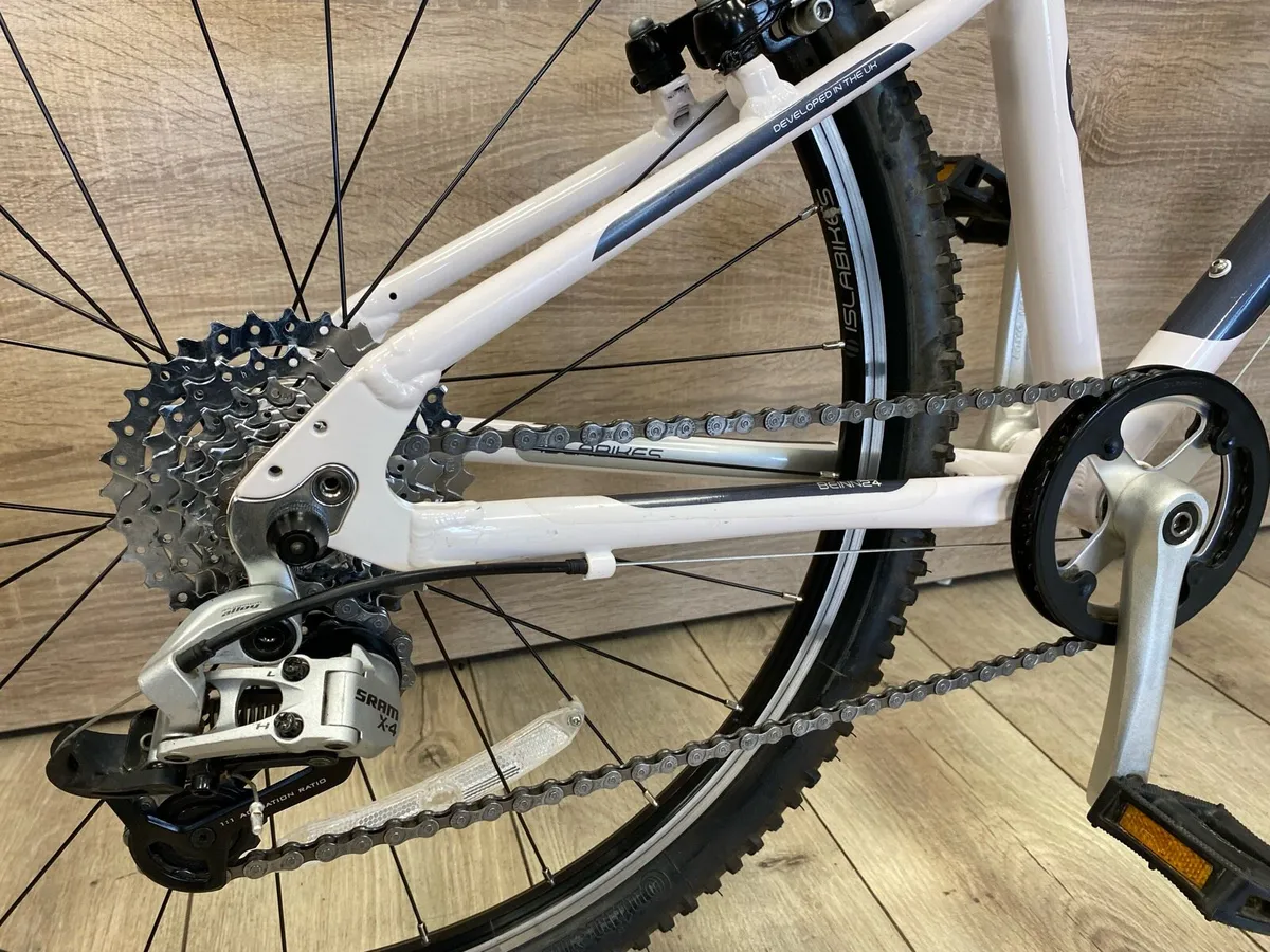 Islabikes beinn 24 (like new) - Image 4