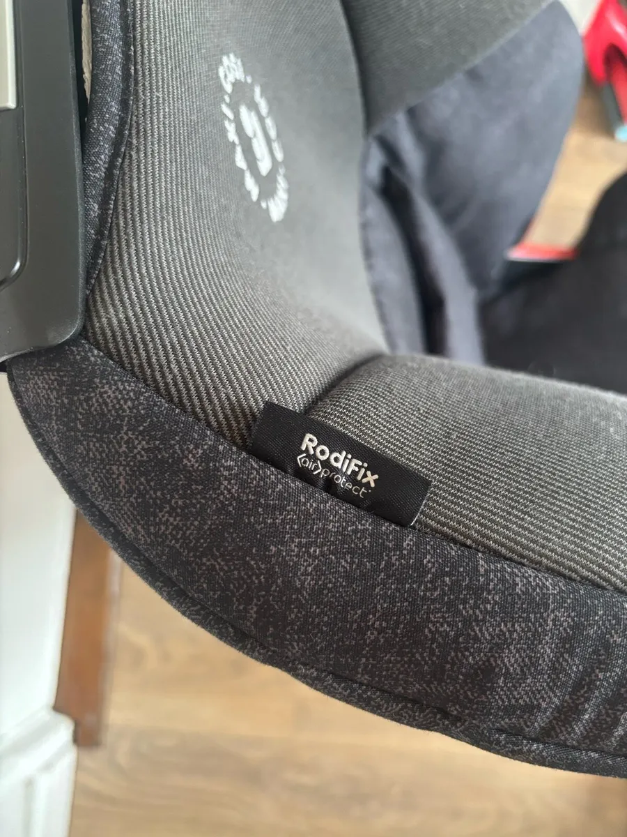 Maxi-cosi RodiFix Isofix Booster Seat - Image 3