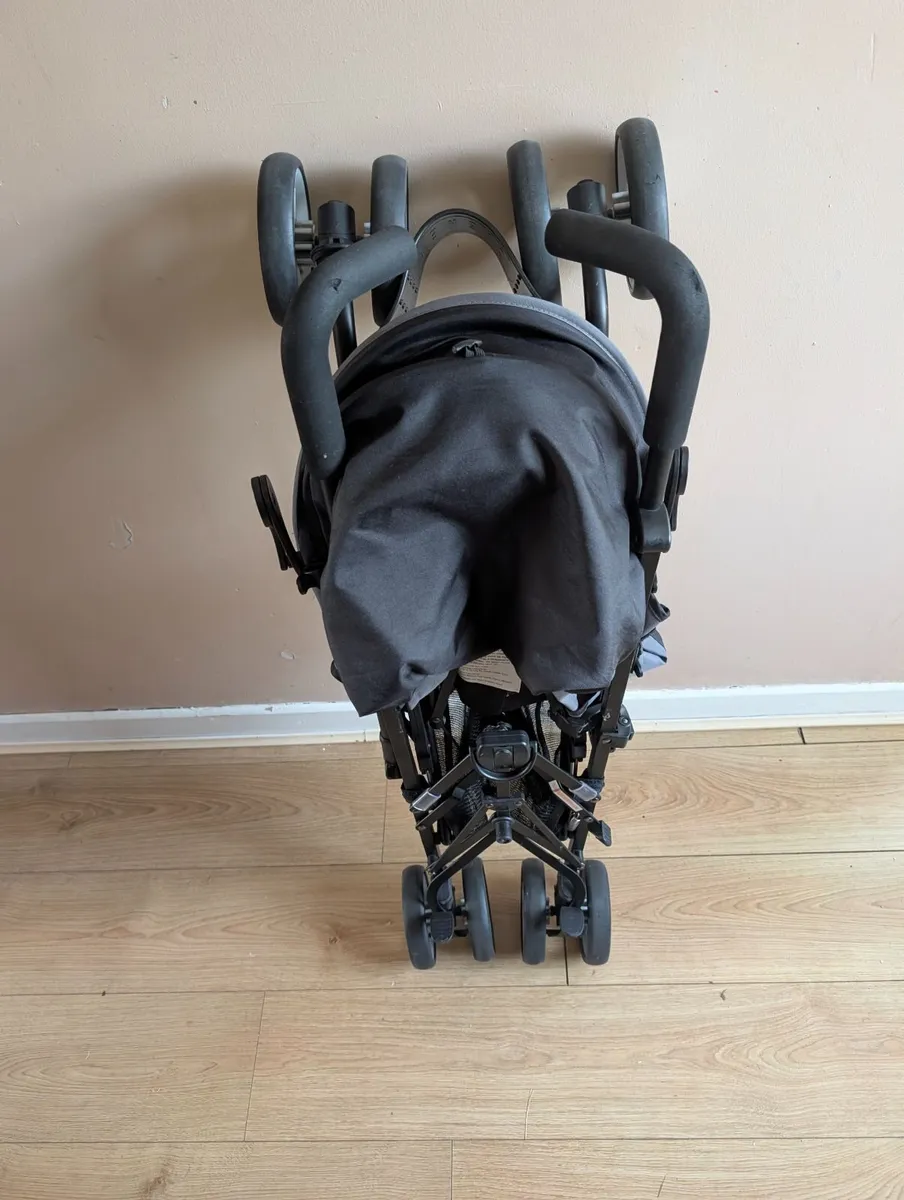 Cygnet Stroller - Image 2
