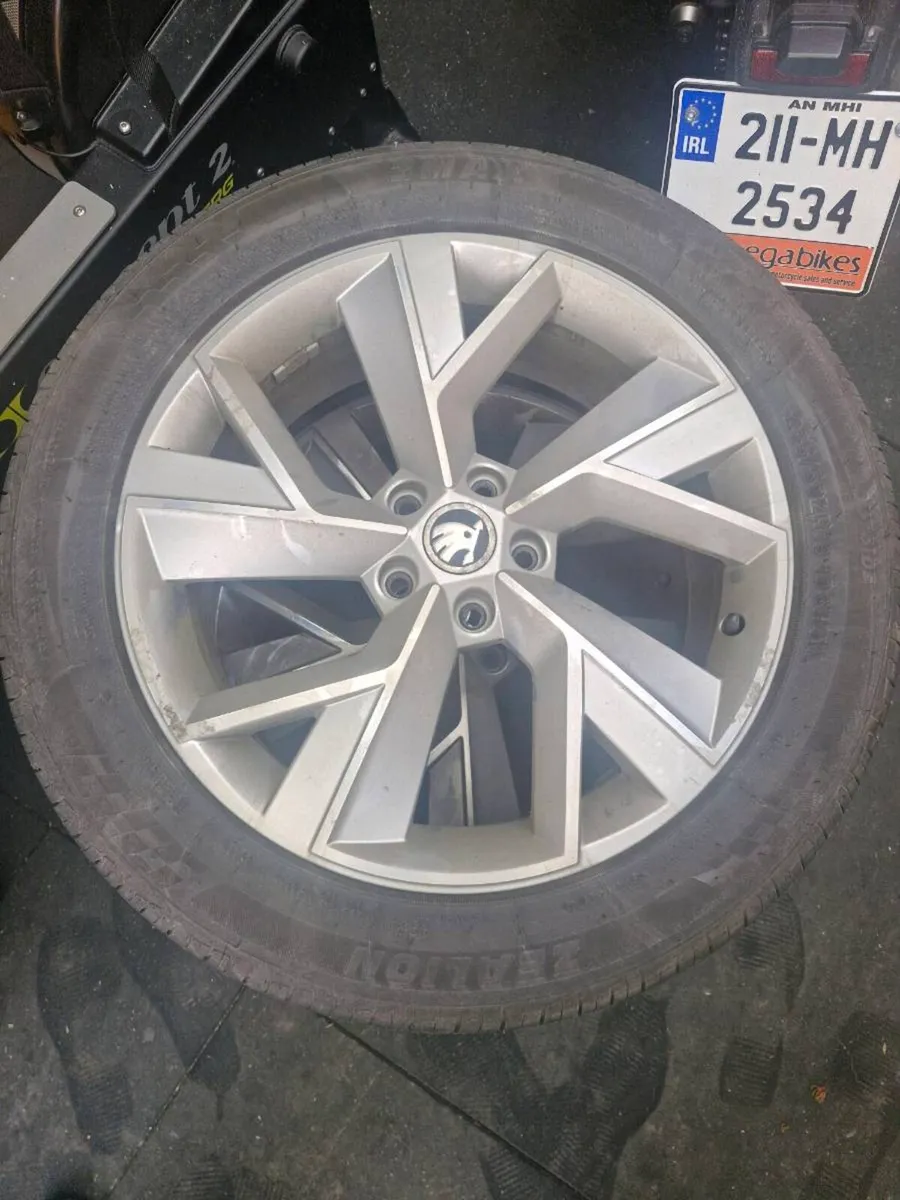 Alloy Wheels & Tyres - Image 2