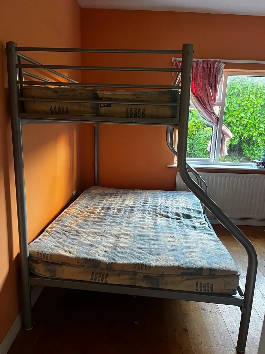 Triple Sleeper Bunk Bed - Image 1