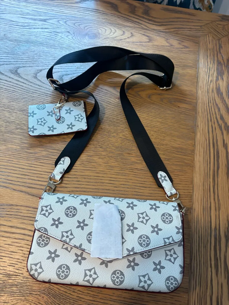 Hang bag - Image 2