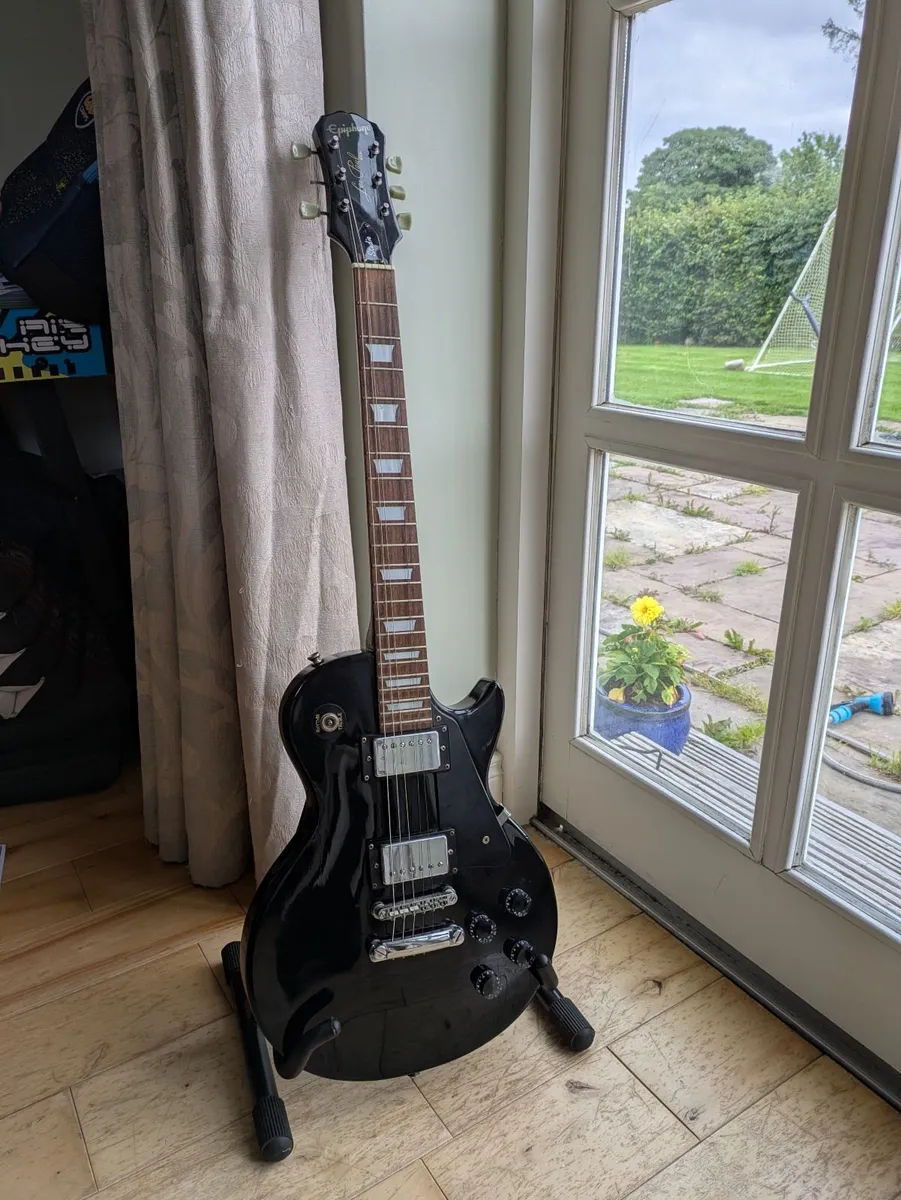 Electric Guitar Epiphone Les Paul studio - Korean - Image 1