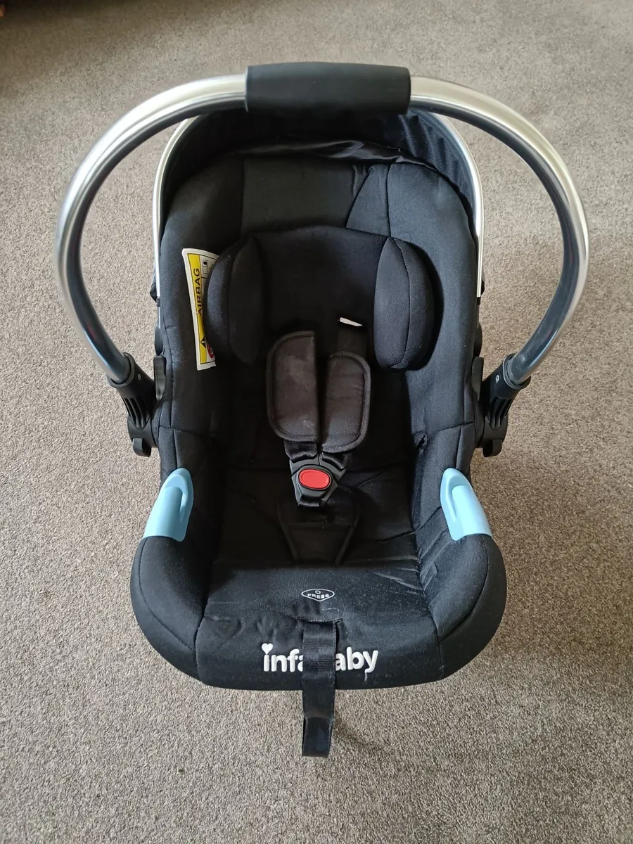 3 in 1 Buggy/ Travel system with isofix. - Image 4