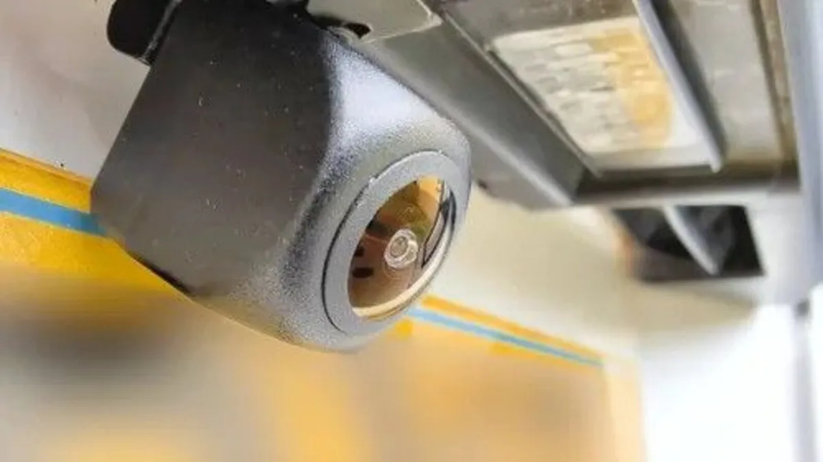 Reversing camera for car van - Image 1