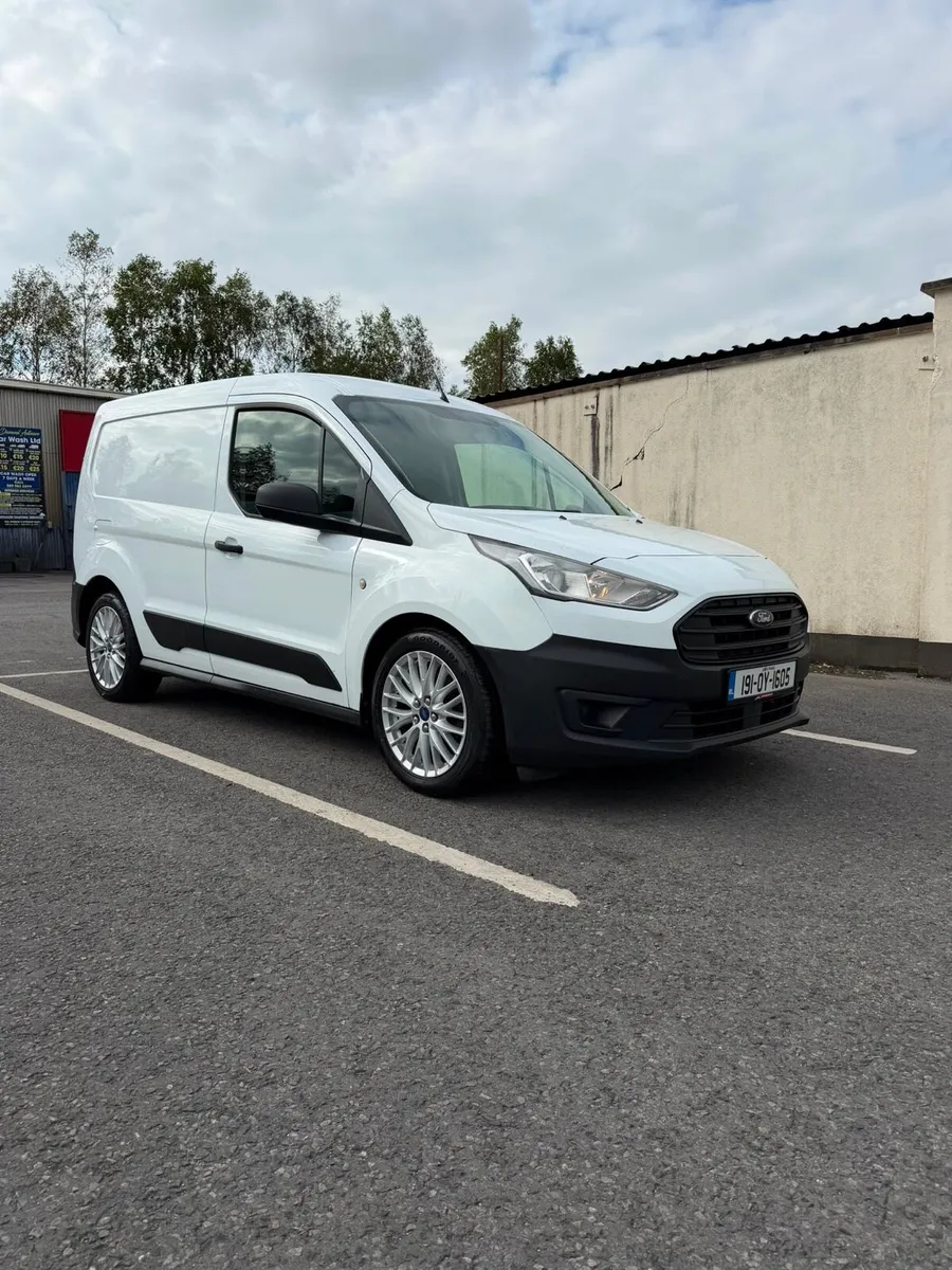 2019 Ford transit connect No Vat - Image 1