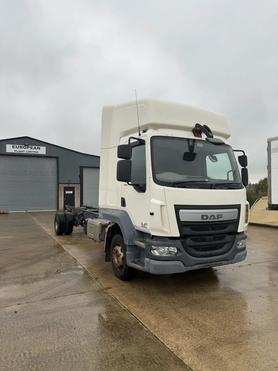 Daf lf 55 14ton sleeper - Image 3