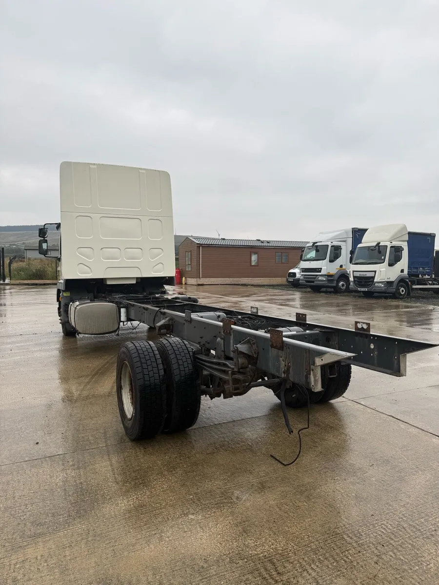 Daf lf 55 14ton sleeper - Image 4