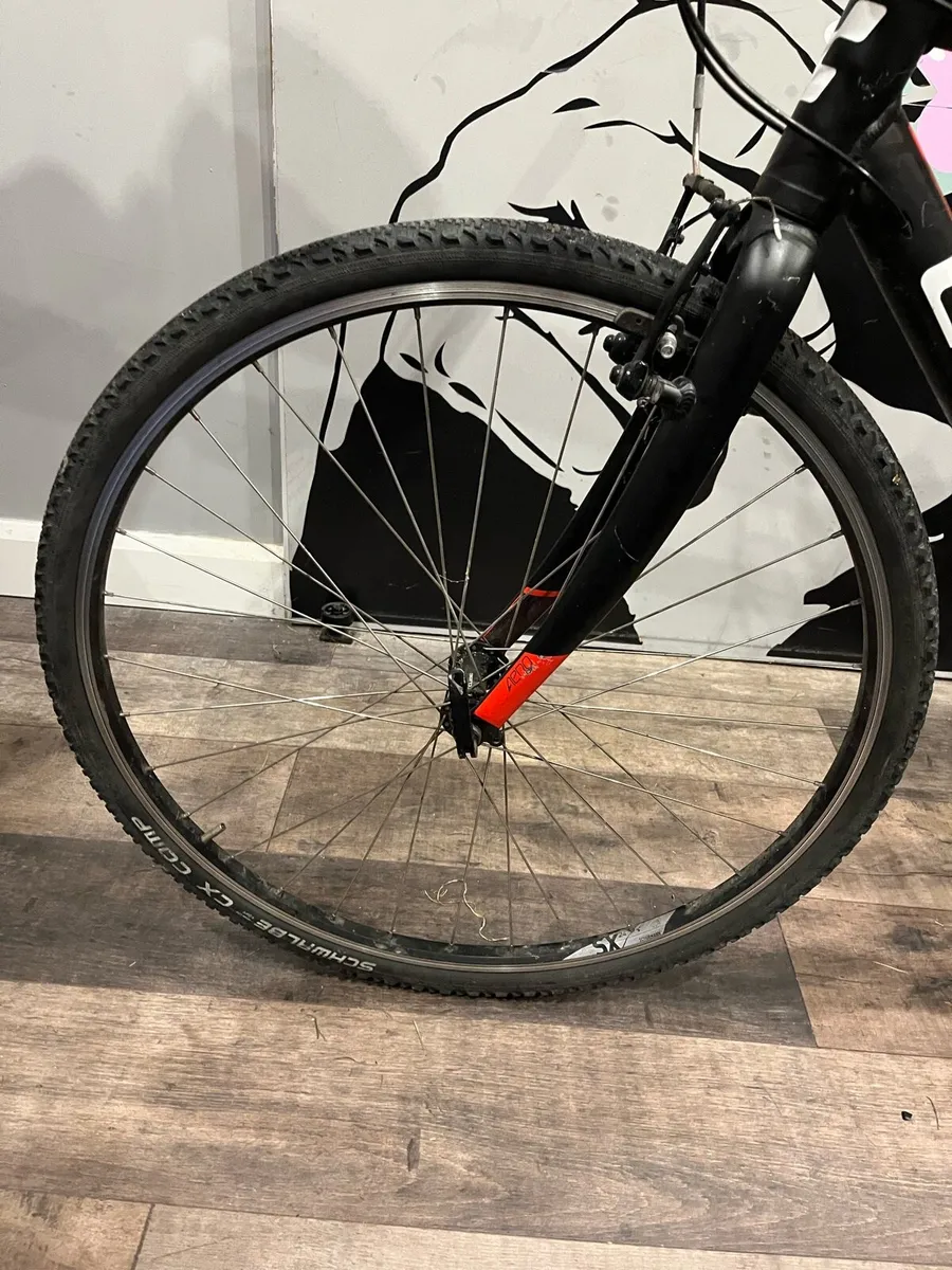 Man cube mountain bike black and red - Image 4