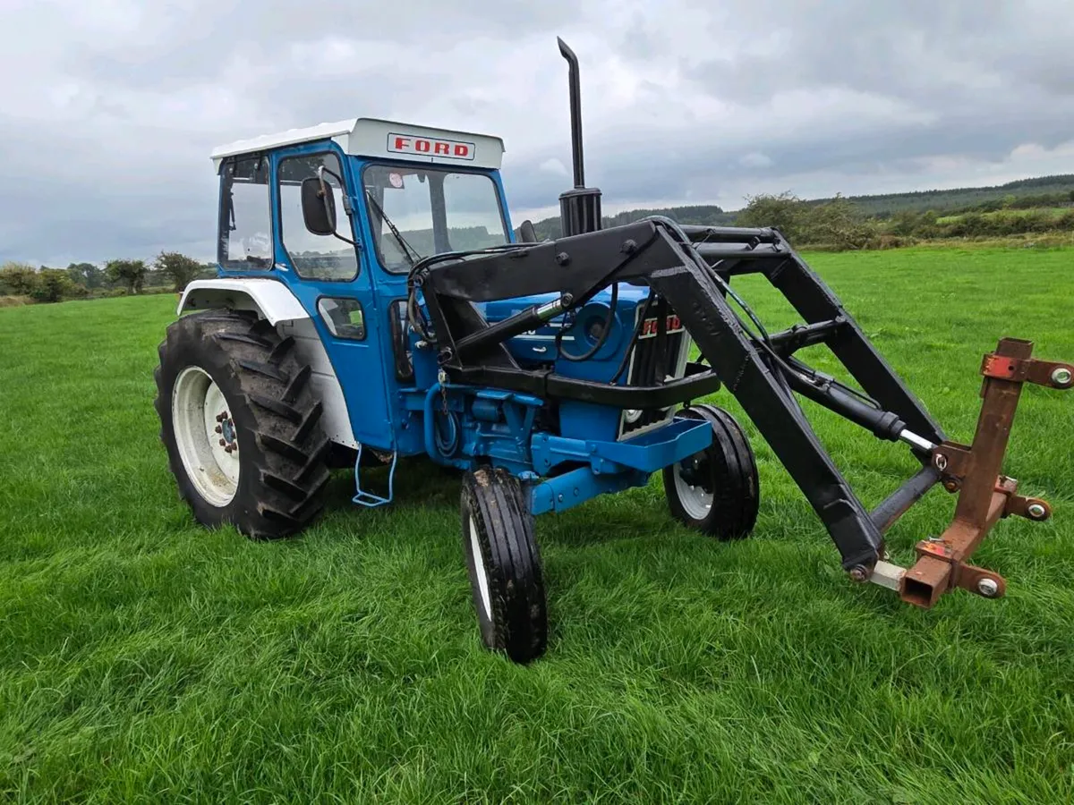 Ford 4600 - Image 1