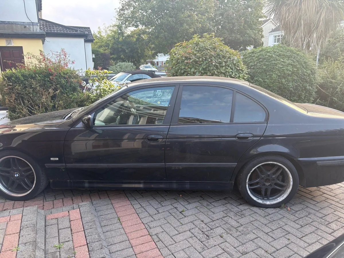BMW E39 525i - Project / Parts Car - Image 4