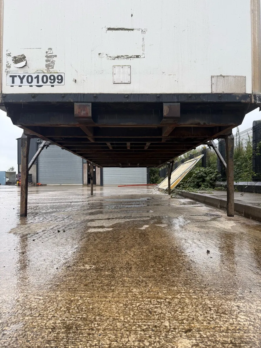 Box body container storage - Image 4