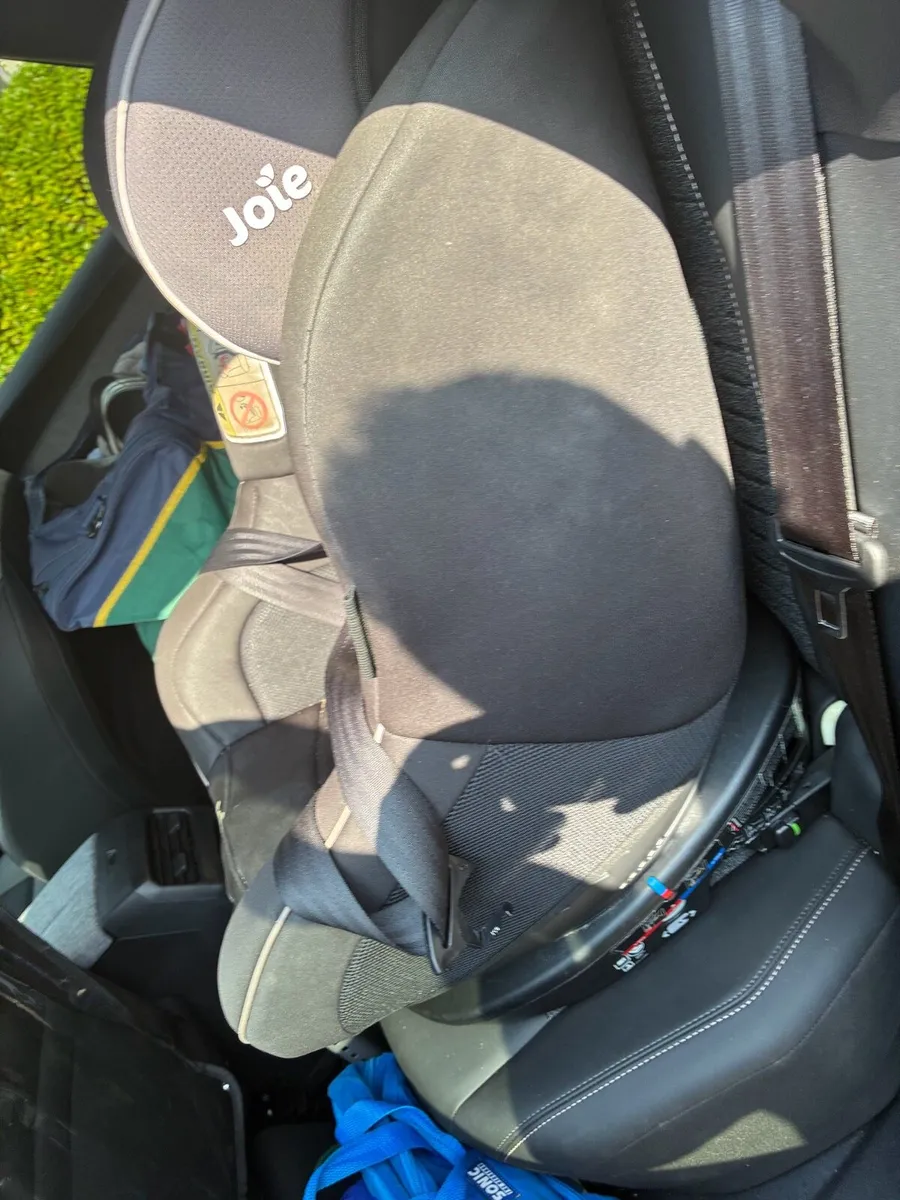 Car seat - Image 2