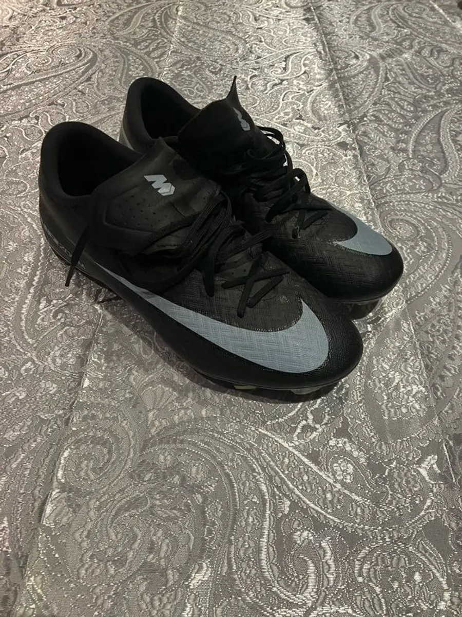 Soccer Boots - Image 3