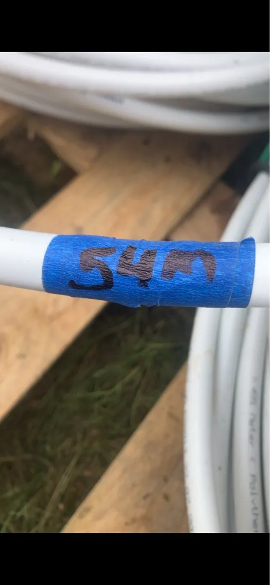 GOING CHEAP……Underfloor heating pipe - Image 3